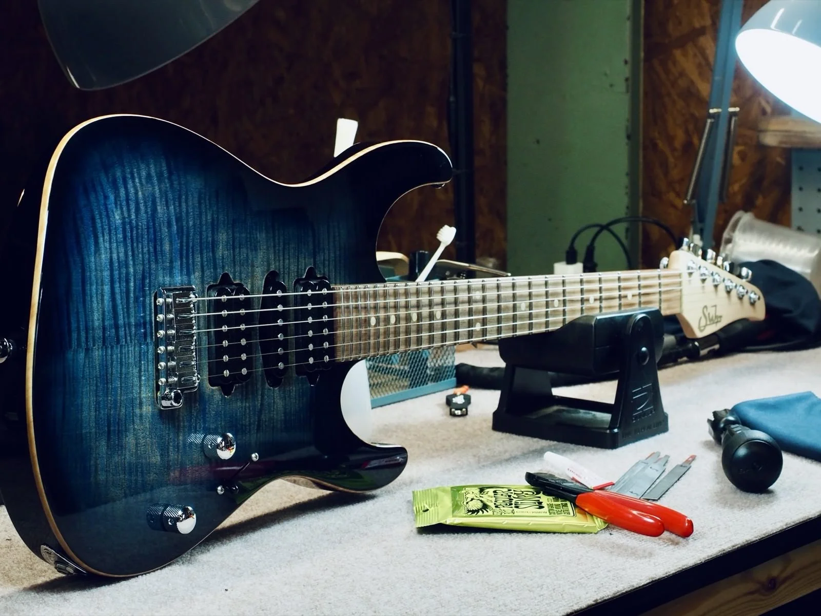 156 スムーズさが極まる（Suhr / Modern Pro） — スタジオエム